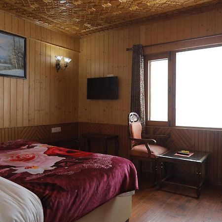 Royal Park Hotel Gulmarg Exterior foto