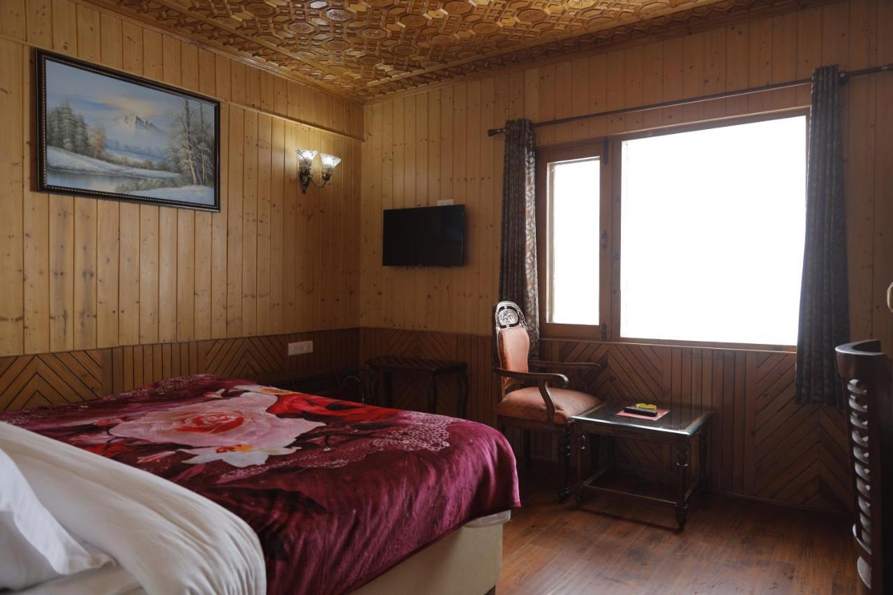 Royal Park Hotel Gulmarg Exterior foto
